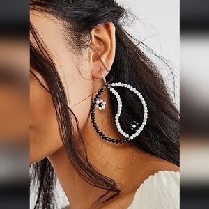 NWT! FREE PEOPLE, Among The Wildflowers Hoop - Black /White , MSRP $38